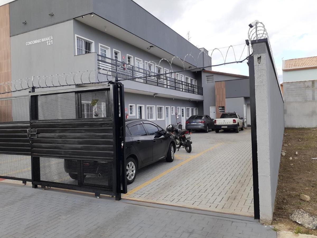 Loft02 com garagem, Wi-fi, 25 min de Aparecida Pindamonhangaba Exterior foto
